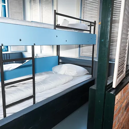 Teleport Hotel 3*