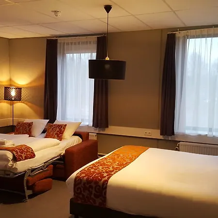 Teleport - Free Parking Hotel