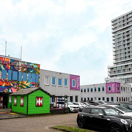 Teleport - Free Parking Отель 3*