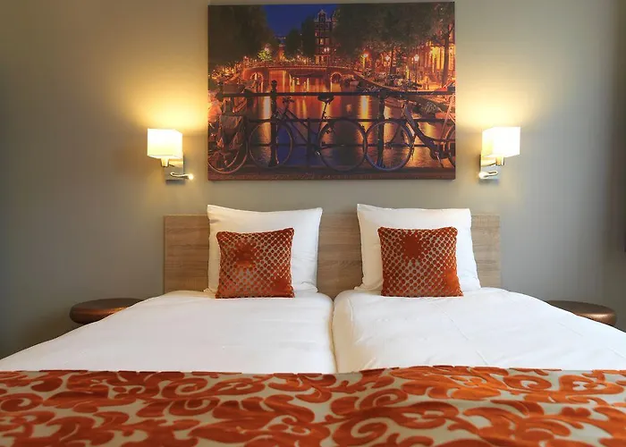 Teleport - Free Parking 3* Амстердам