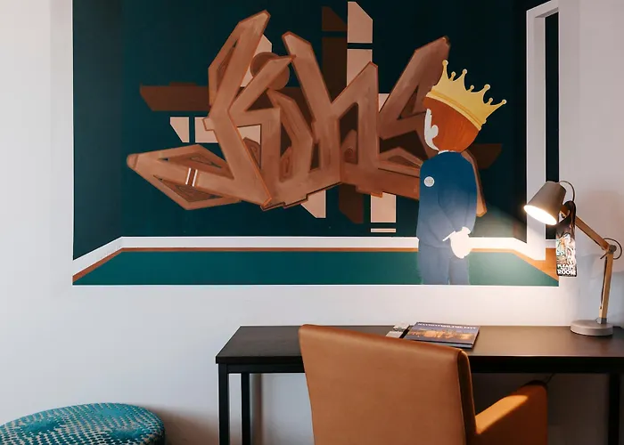 Teleport - Free Parking Отель 3*