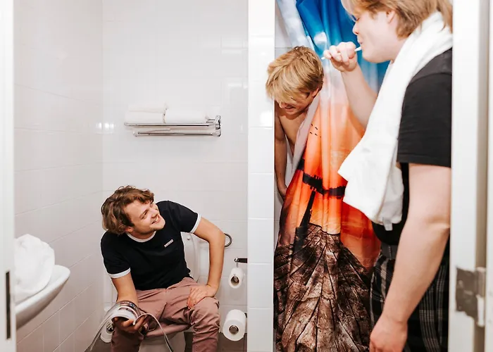 Teleport - Free Parking 3* Амстердам