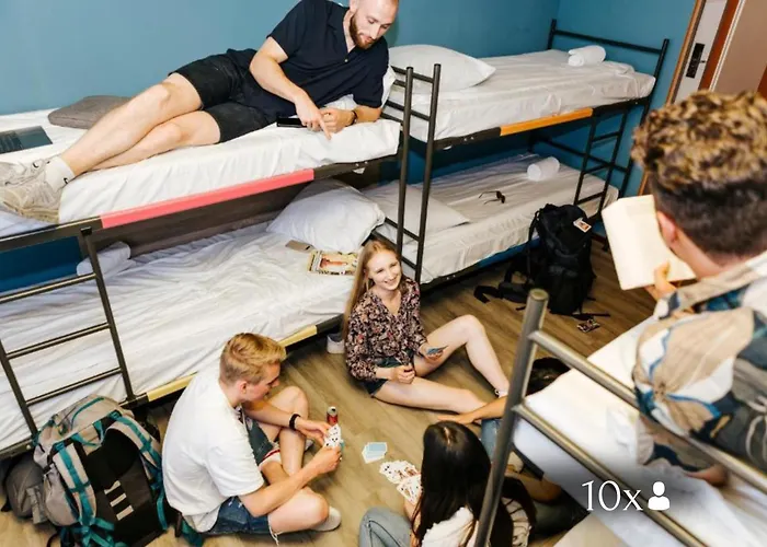 Teleport - Free Parking Отель Амстердам