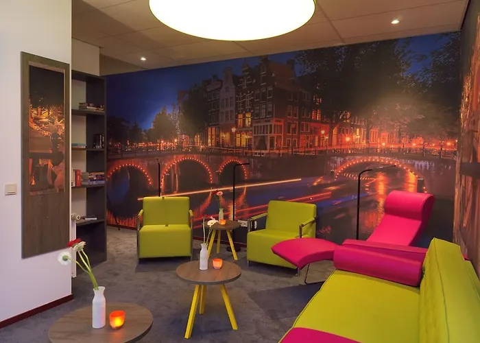 Отель Teleport - Free Parking