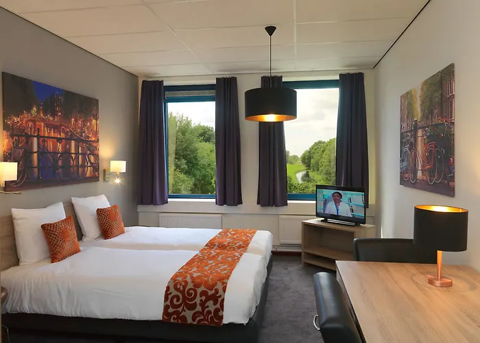 Отель Teleport - Free Parking 3*