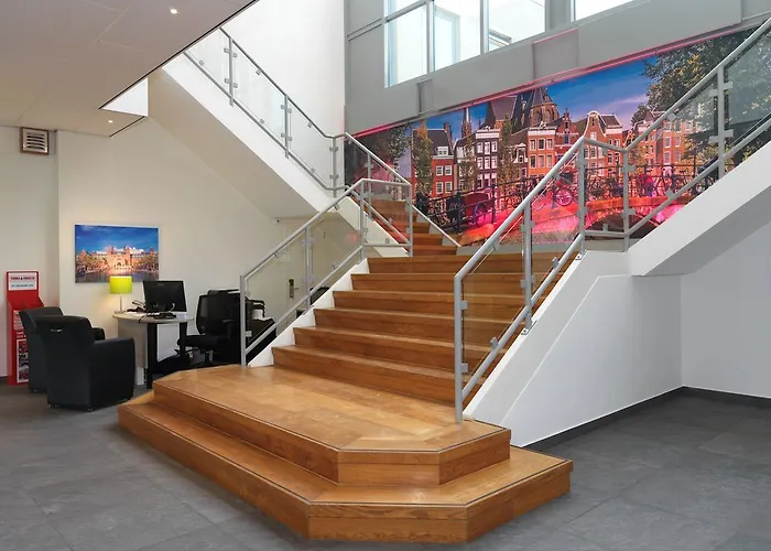 Teleport - Free Parking Отель